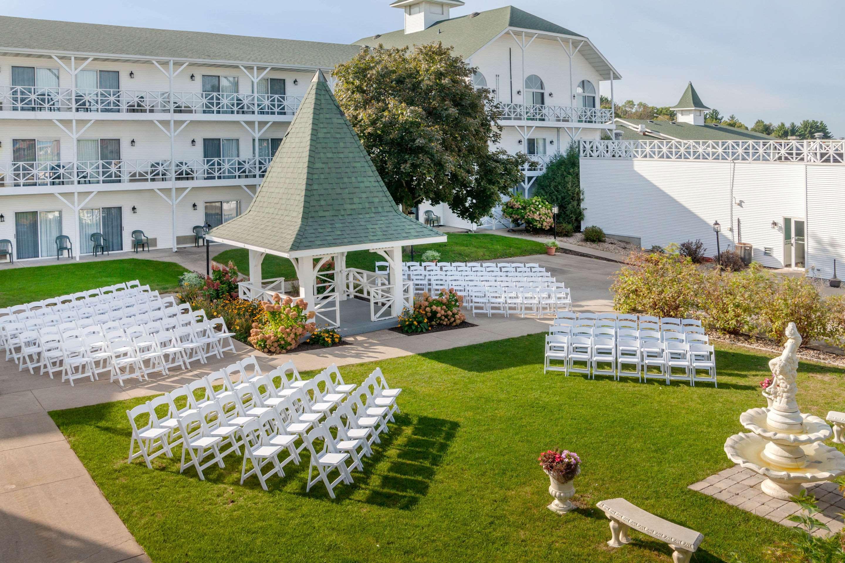 The Wisconsin Hotel & Conference Center Lake Delton Exterior foto